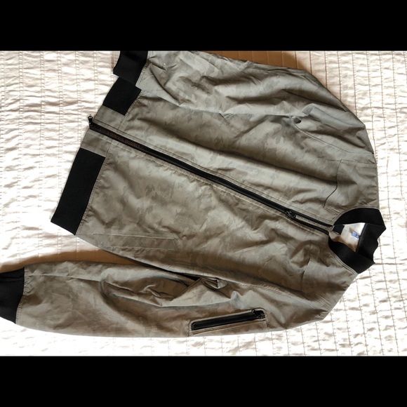 EFM - Engineered for Motion - Crosby Bomber NWT - Picture 2 of 4
